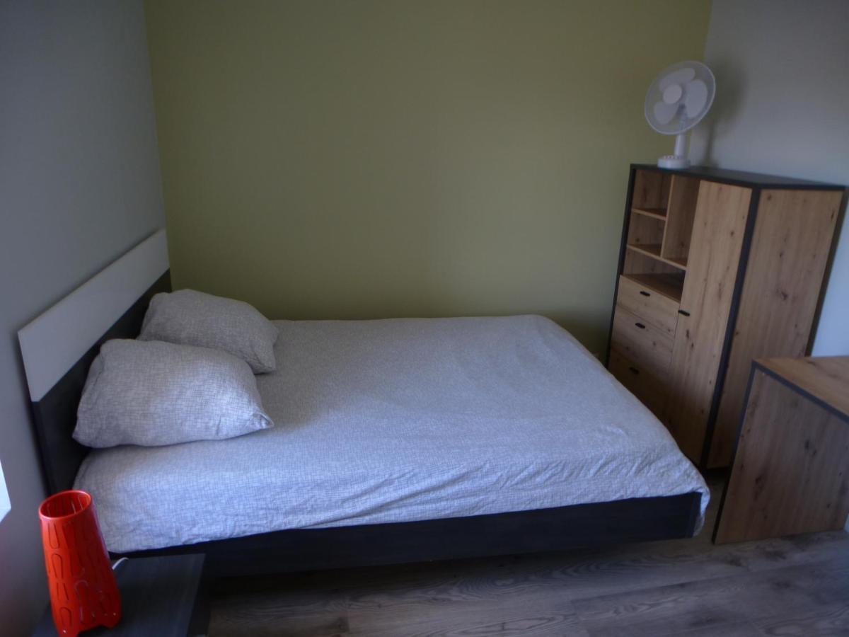 Grand studio et jolies chambres à louer Passins Esterno foto